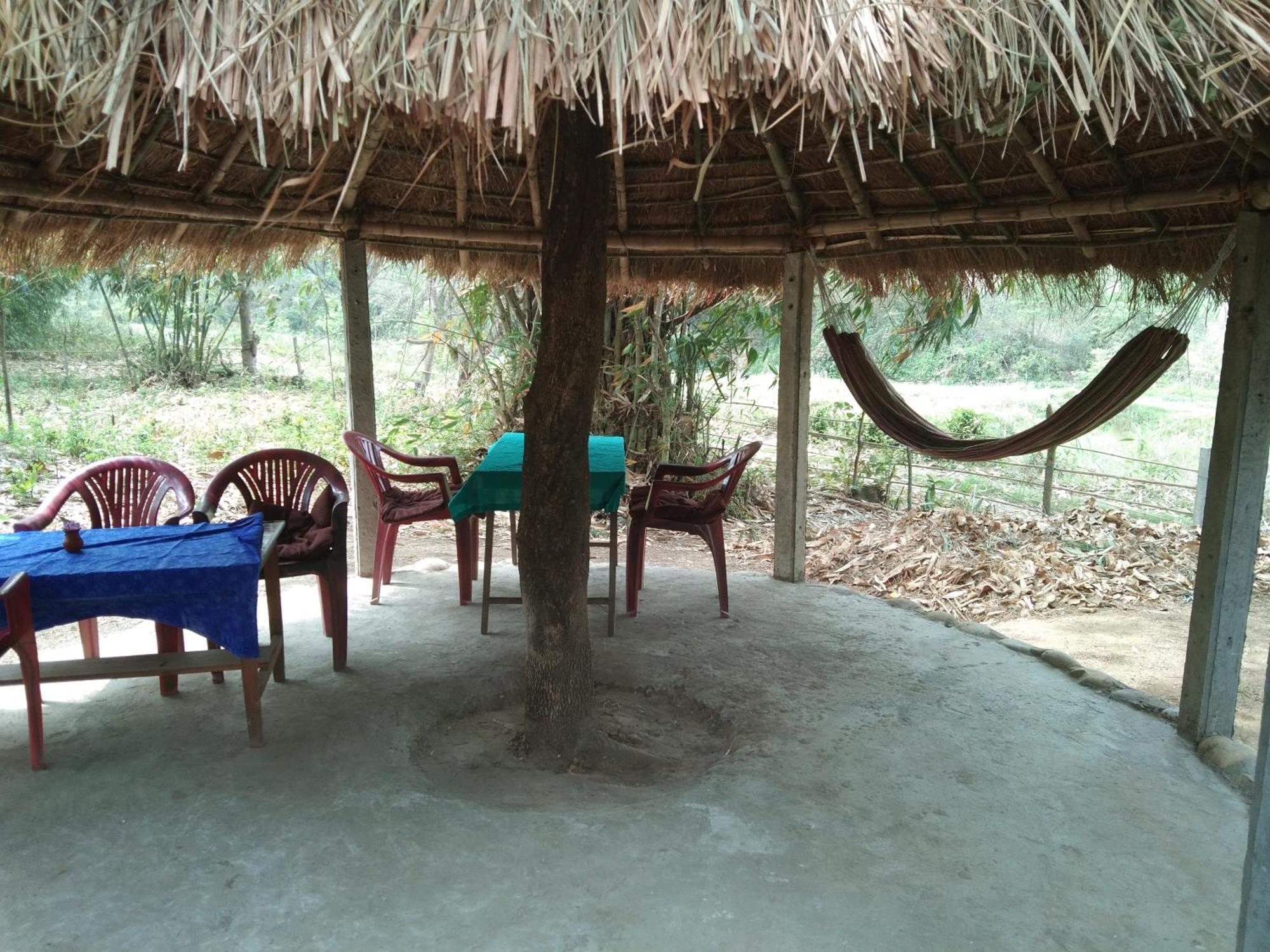 Chital Lodge Читван Экстерьер фото
