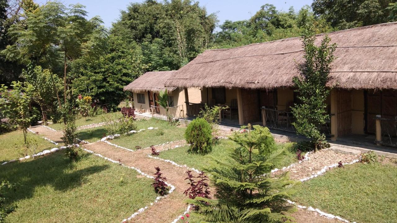 Chital Lodge Читван Экстерьер фото