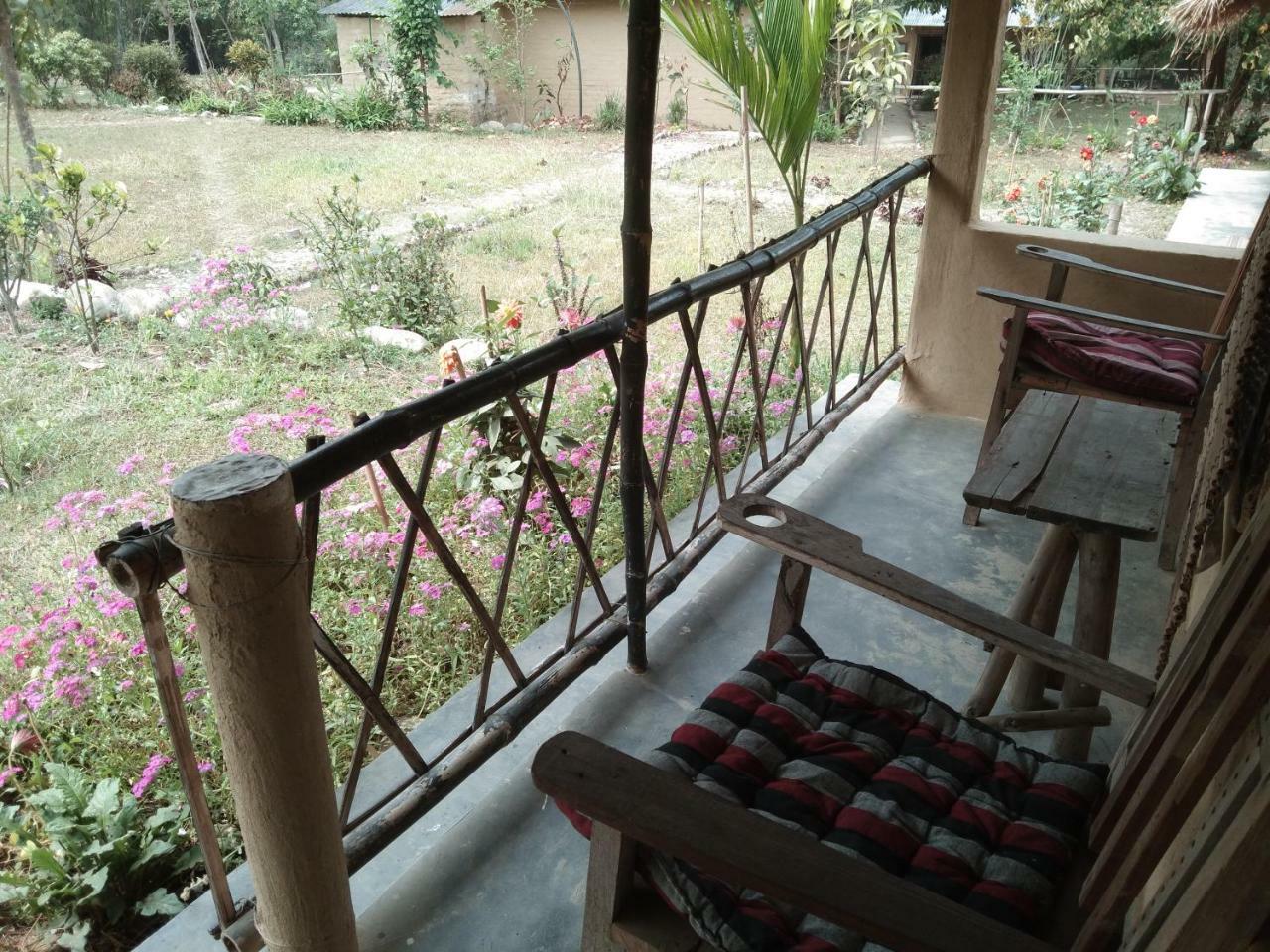 Chital Lodge Читван Экстерьер фото